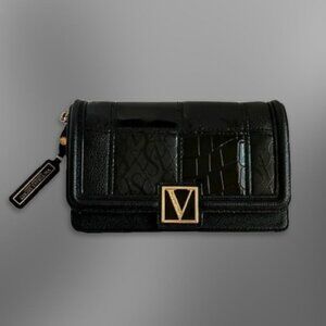 Victoria's Secret Mini Crossbody Bag Compact Size Front Snap Chain Strap Black W